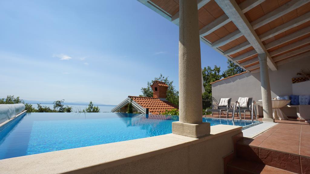 Apartments Villa Krasa Lovran Εξωτερικό φωτογραφία