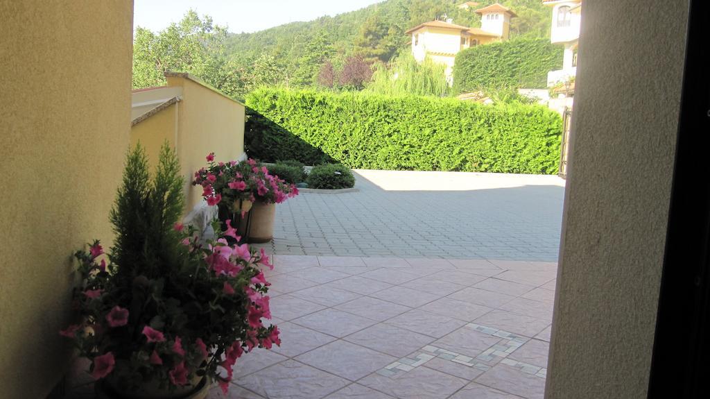 Apartments Villa Krasa Lovran Εξωτερικό φωτογραφία